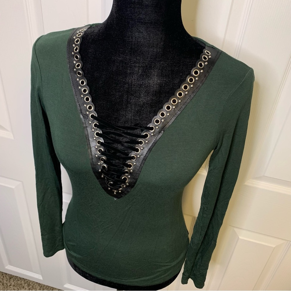 Venus Forest Green Long Sleeve Lace-Up V-Neck Top - Picture 2 of 5